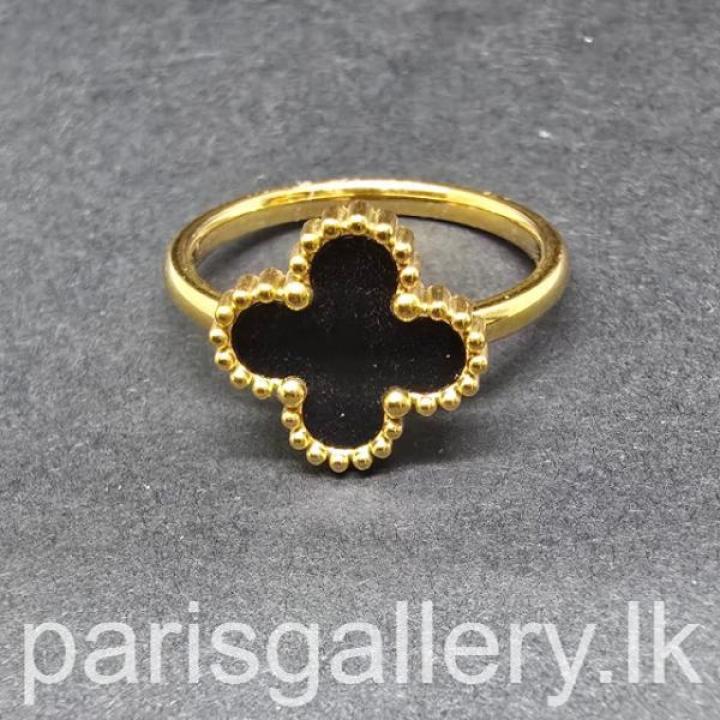 Ladies Ring